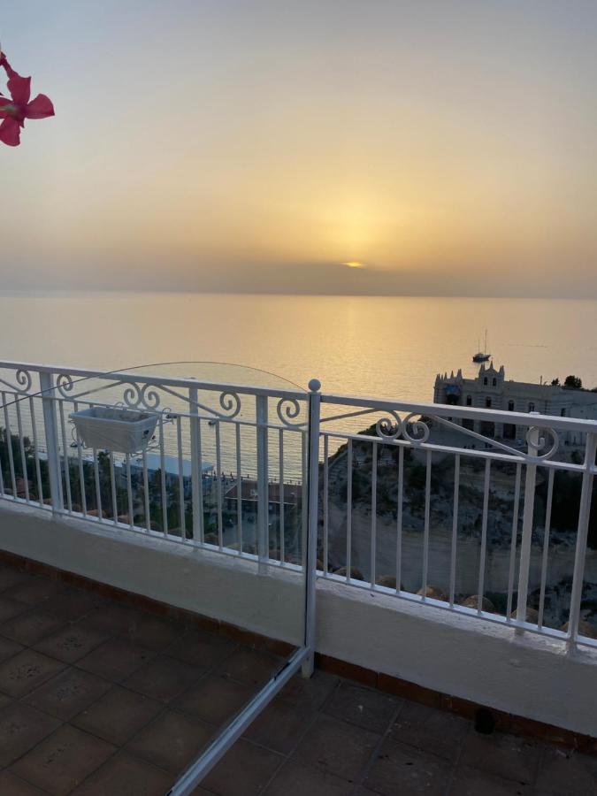 Bluemind Hotel Тропеа Екстериор снимка