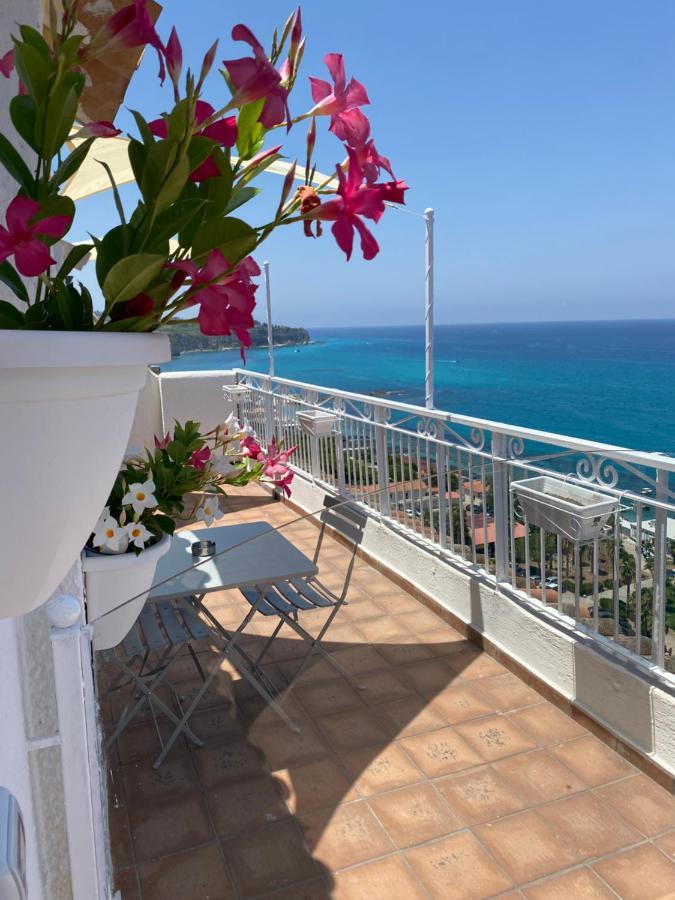 Bluemind Hotel Тропеа Екстериор снимка