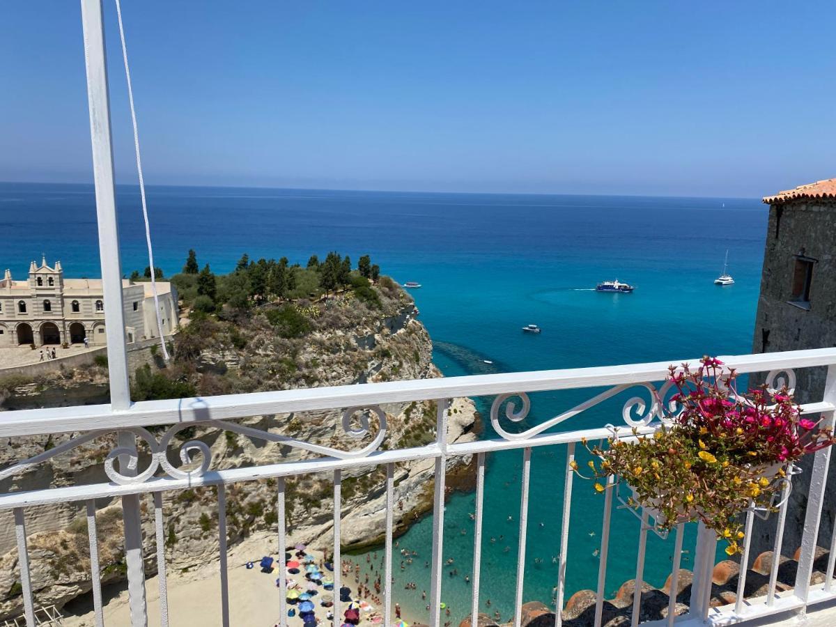 Bluemind Hotel Тропеа Екстериор снимка
