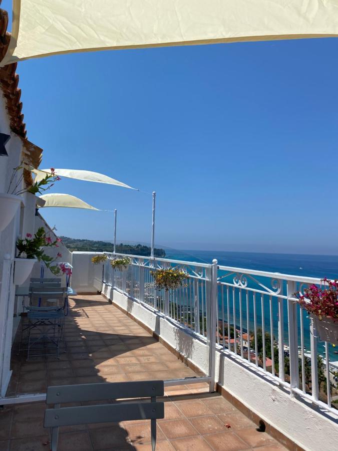 Bluemind Hotel Тропеа Екстериор снимка